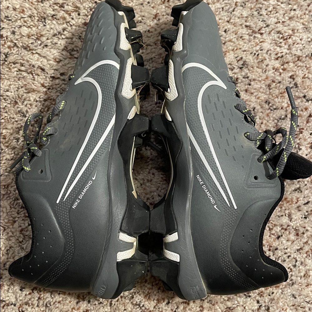 Nike Hyper Diamond 4 Softball Cleats Womens 8 gray & White Fastflex - Picture 8 of 10